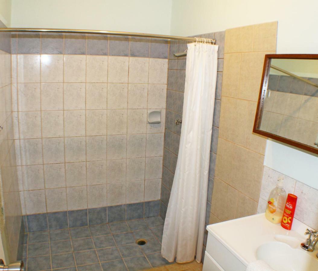 Geraldton Holiday Unit With Free Streaming Bagian luar foto